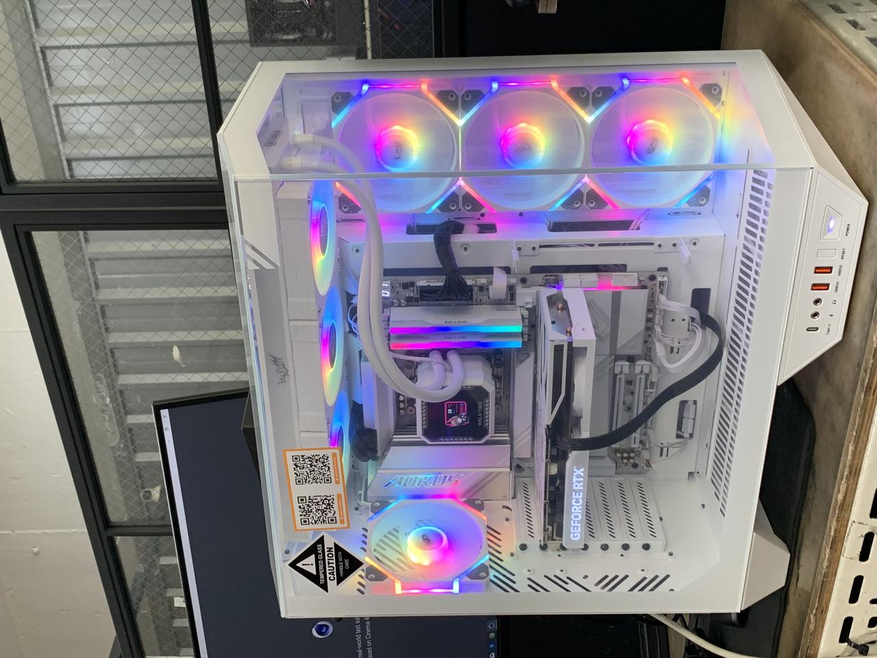 RTX5060Ti 16GB 장착! 강력 인기 게이밍 컴퓨터 데스크탑 본체