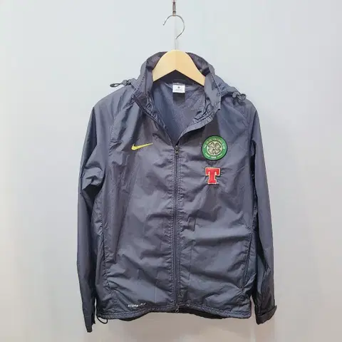 S) 나이키 풋볼 바람막이