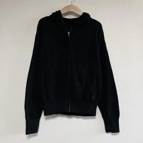 지오송지오 블랙 후드 니트 집업 자켓 S