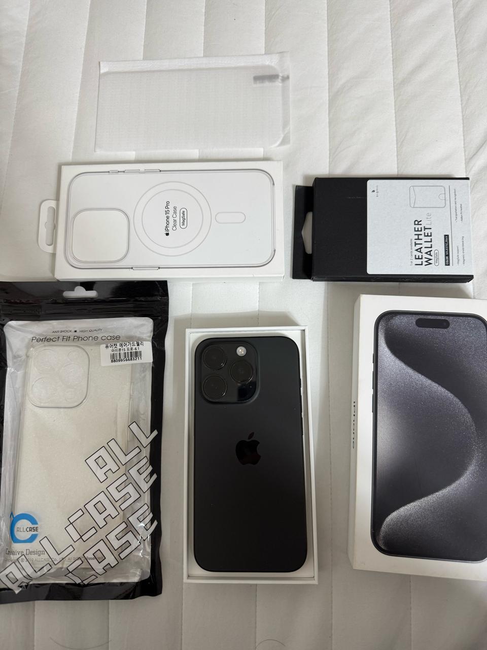 아이폰15프로 128gb 블랙 + 정품맥세이프케이스