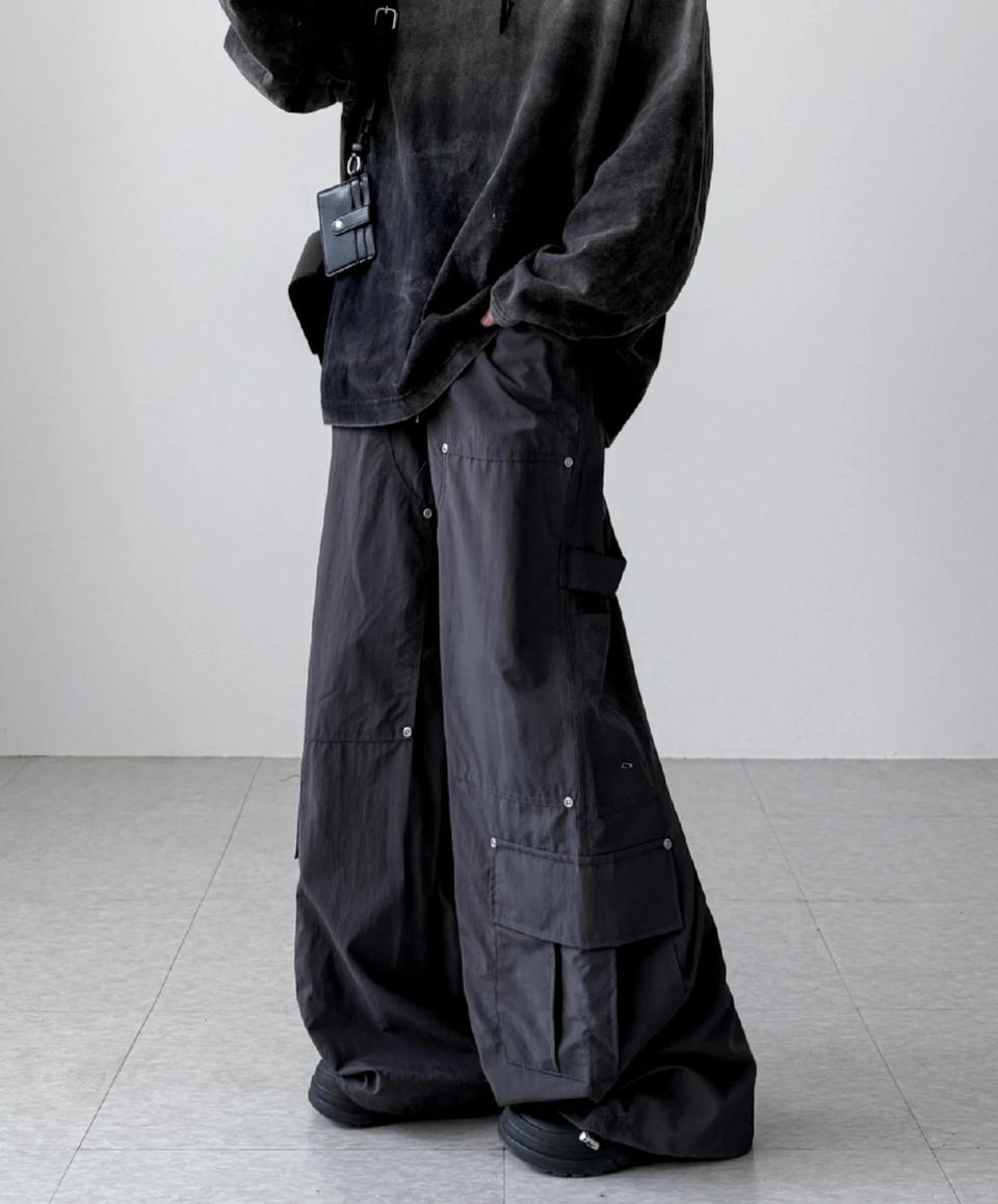 영재 유어너스 디아즈 리벳 카고 팬츠 차콜