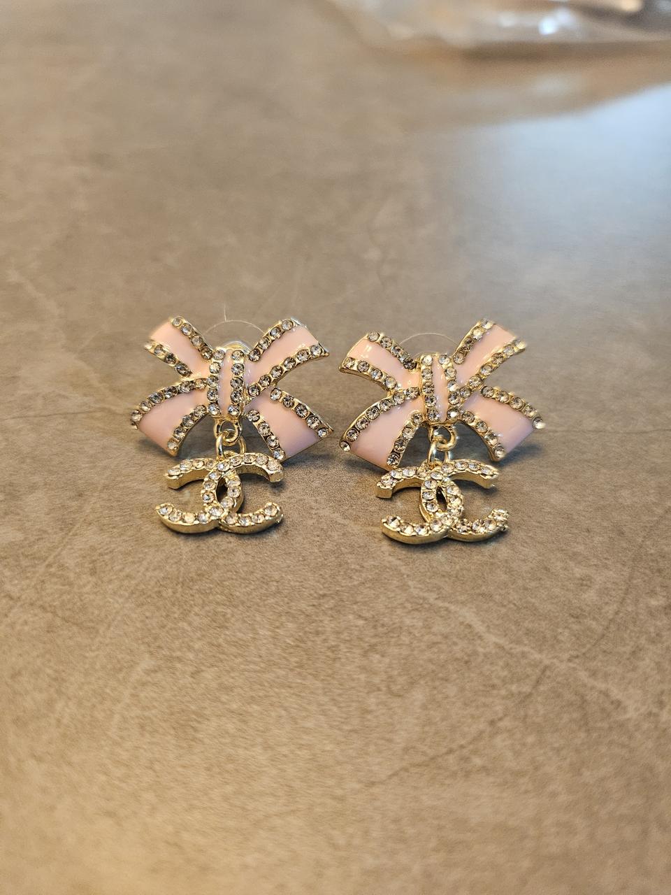 샤넬 리본 귀걸이