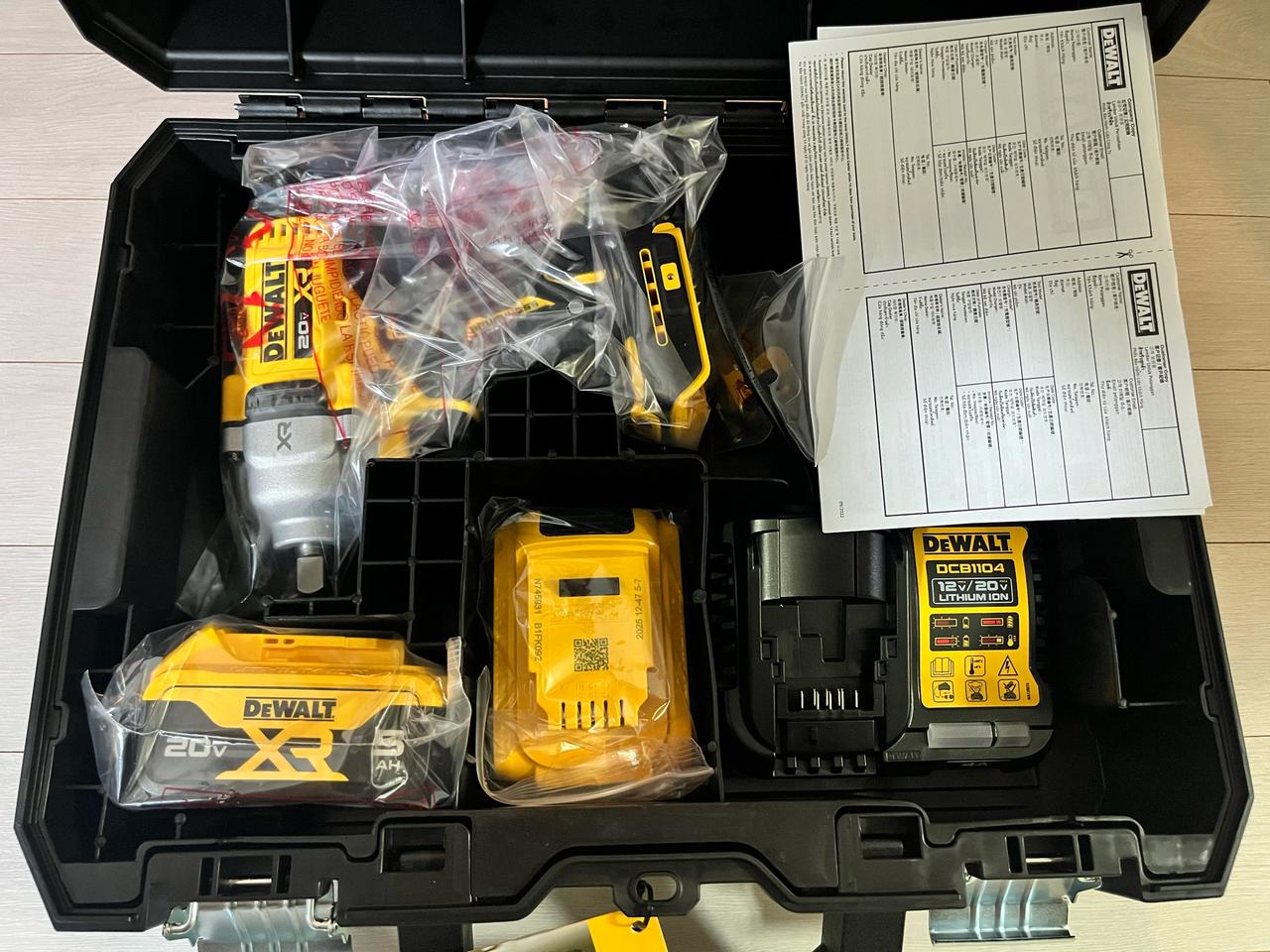 디월트 미드토크 임팩렌치dcf892p2