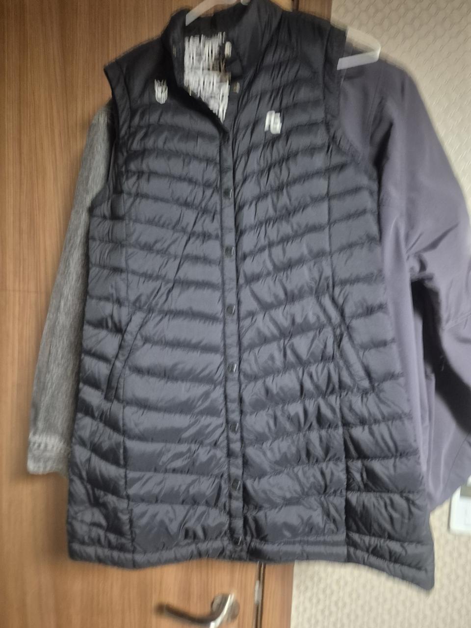파리게이츠 여성2사이즈 구스패딩조끼 택포