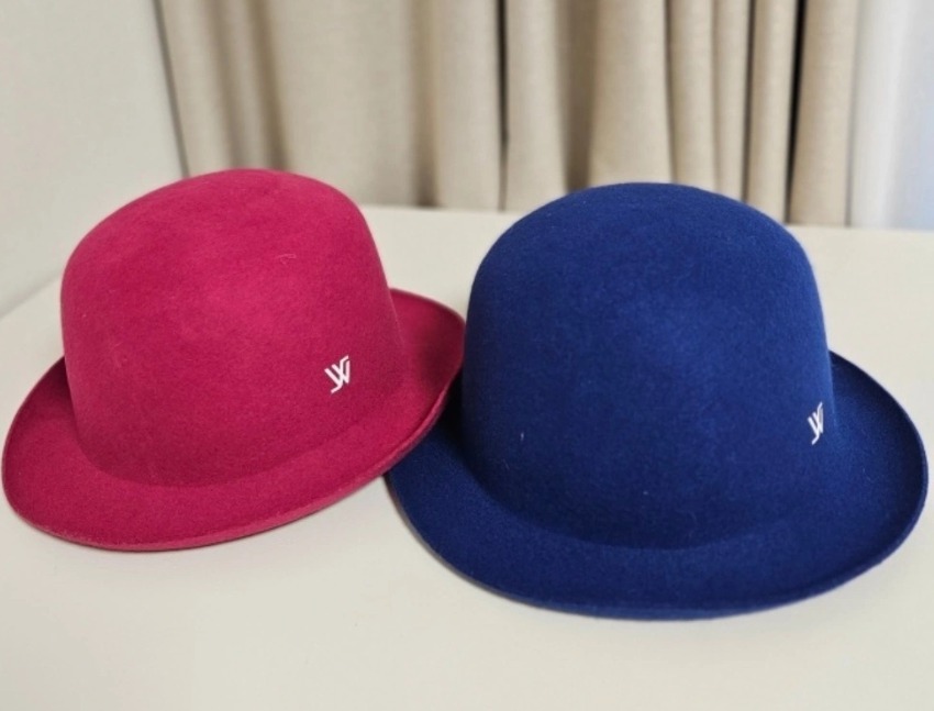 새제품 화이트샌즈 울모자