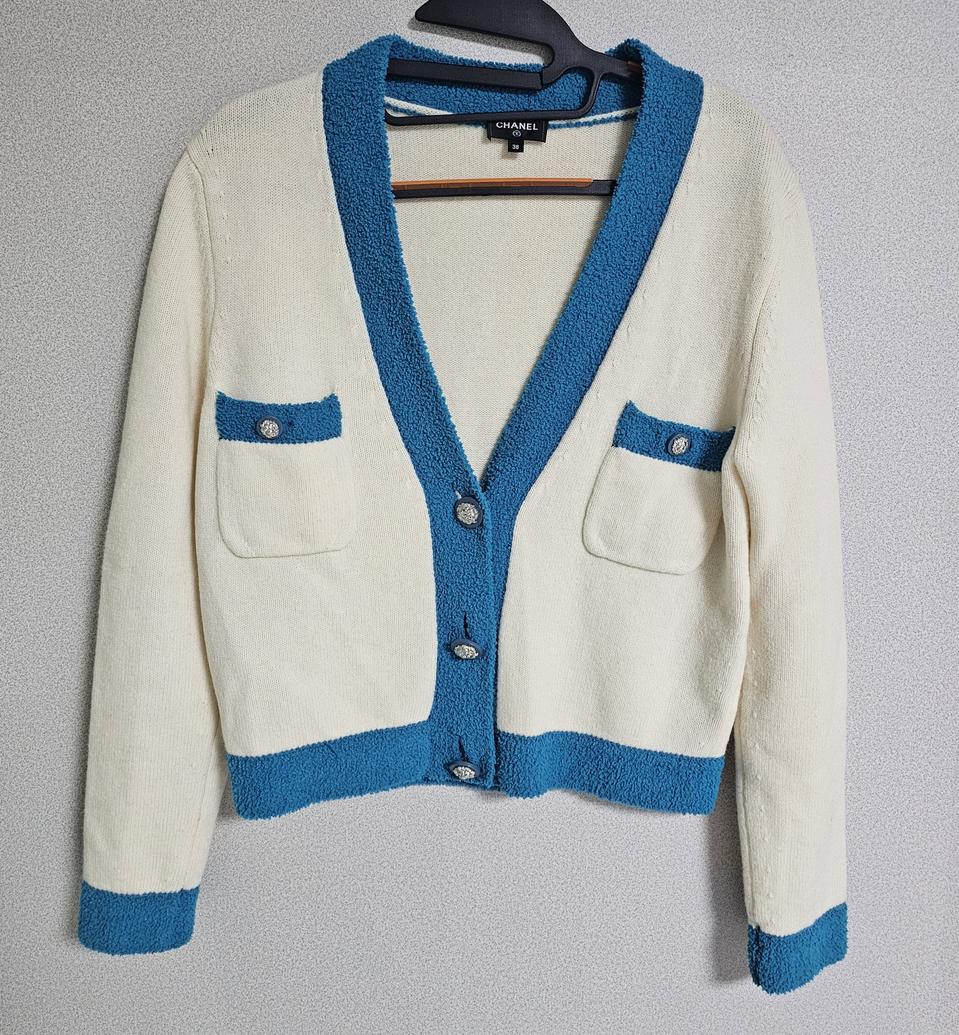 정품 여성 샤넬 캐시미어+울 가디건