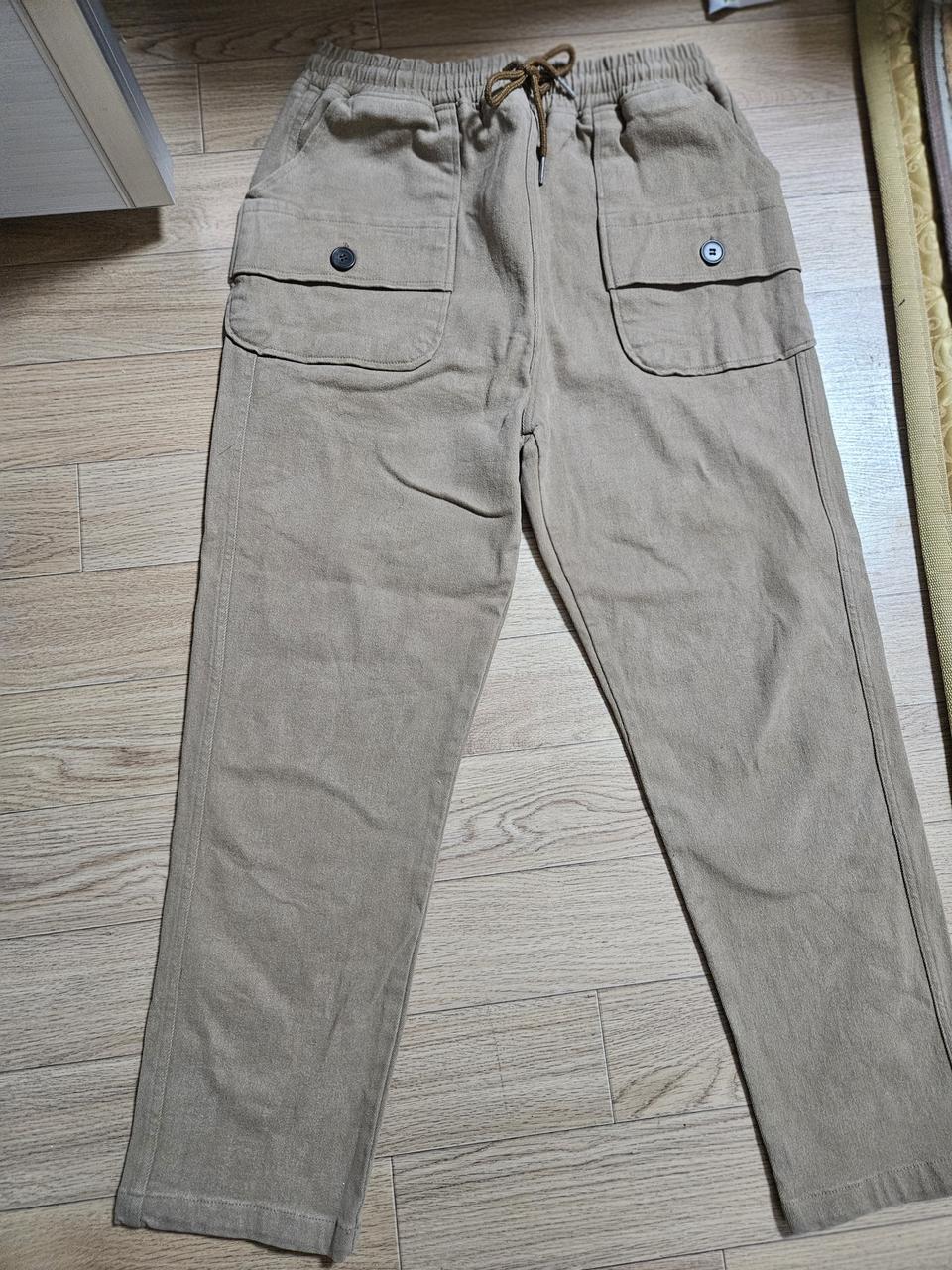 THE MOMENT 베이지색 면바지