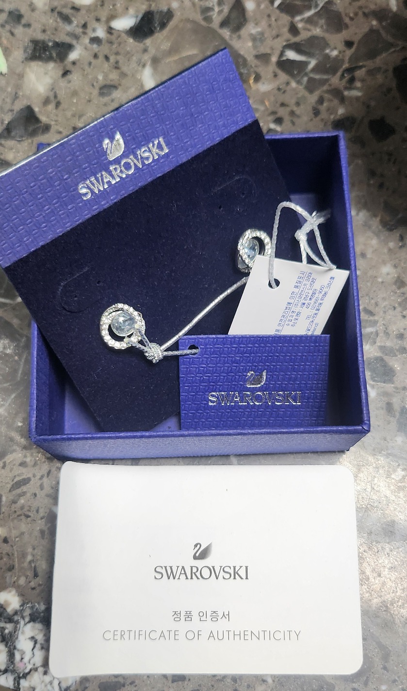 스와로브스키 귀걸이