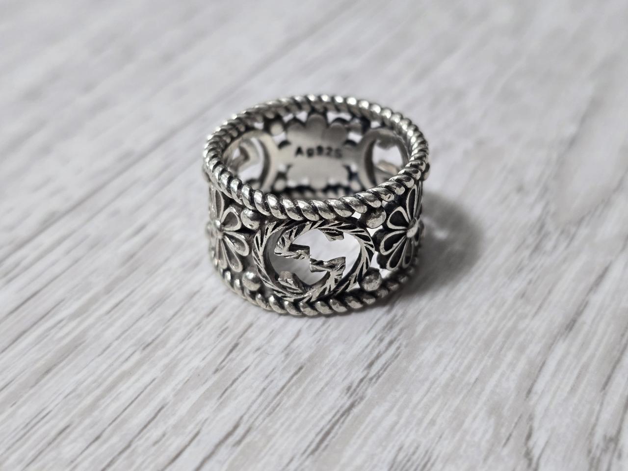 (정품) 구찌 인터로킹 플라워 반지 17호 (명품 남자 여자 링)