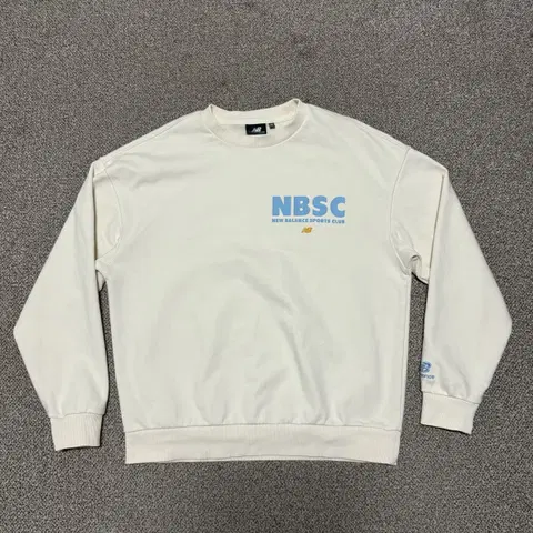 S 뉴발란스 맨투맨