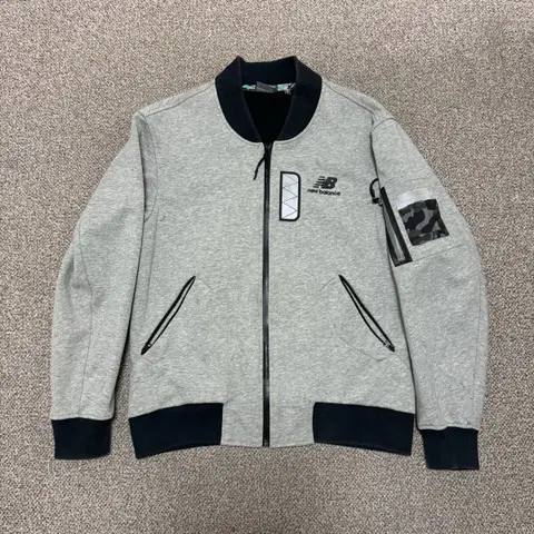 M 뉴발란스 자켓
