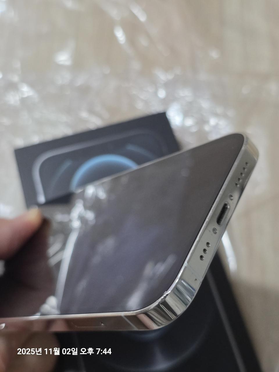 아이폰12프로 배터리100% 팝니다