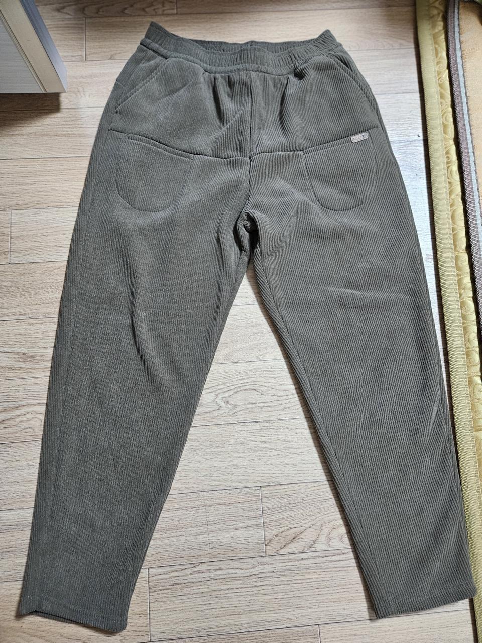 카키색 골덴 조거팬츠 L