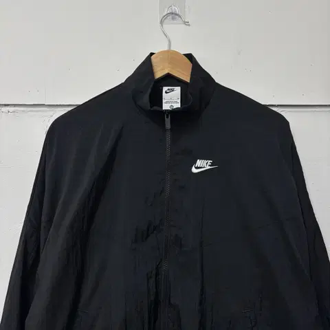 나이키 블랙 에센셜 우븐 자켓