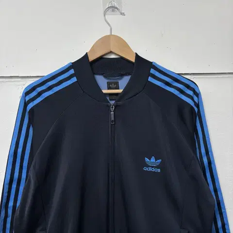 아디다스 블루 슈퍼스타 트랙탑