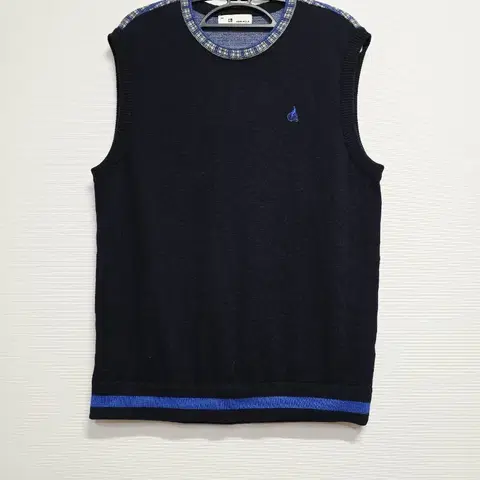 빈폴 네이비 니트 베스트 100