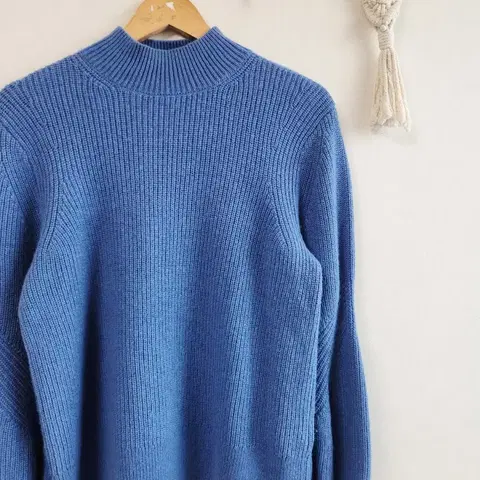 앤아더스토리즈 볼륨 소매 니트 S