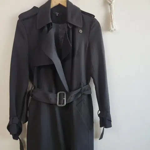 블러썸 블랙 트렌치코트 55-66