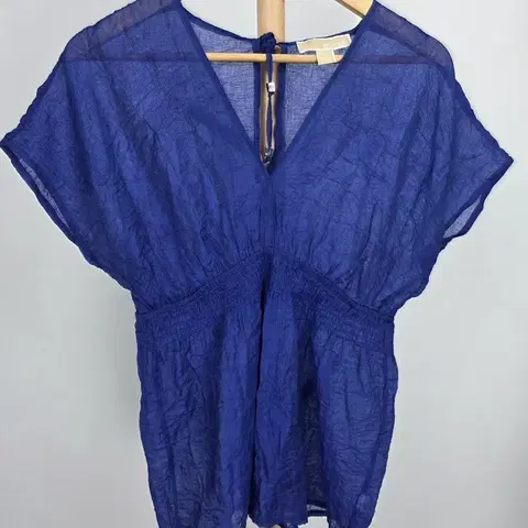 마이클 코어스 블루 색상의 시스루 블라우스입니다- 사이즈는 S입니다