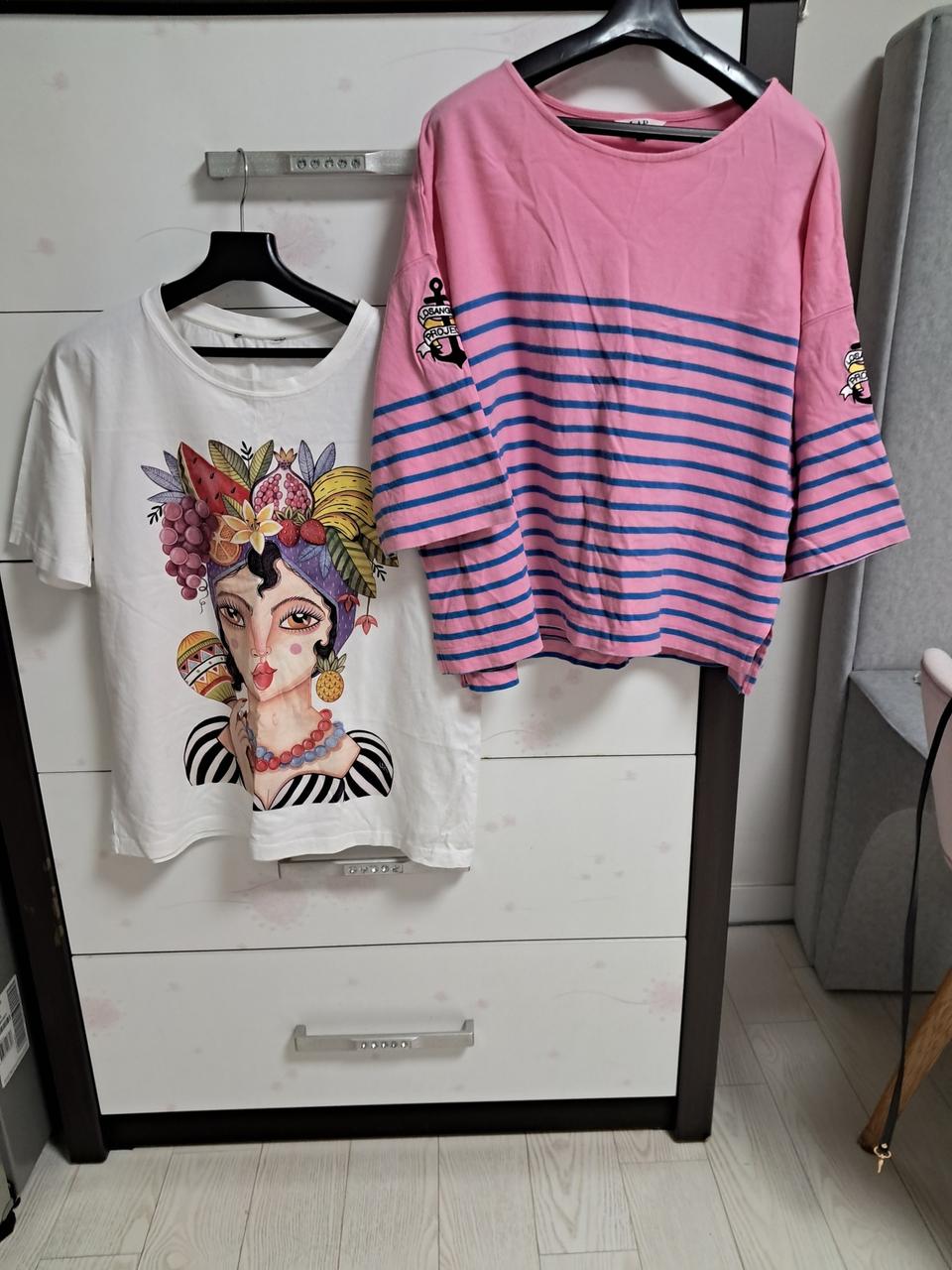 여름티셔츠. 두개다