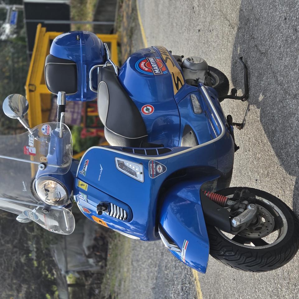 최저가)베스파 GTS300 SUPER 컨디션좋은 스쿠터저렴하게 판매합니다