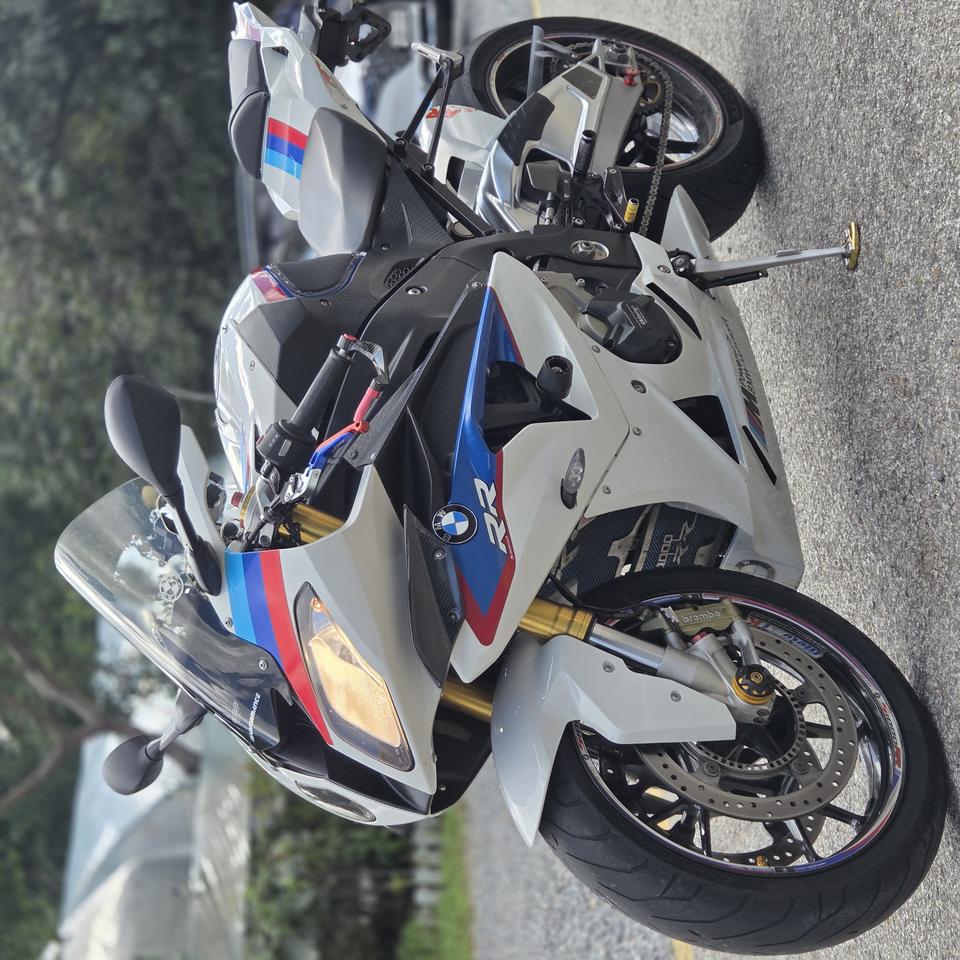 최저가)BMW S1000RR 아크라풀배기구변완 저렴하게 판매합니다.
