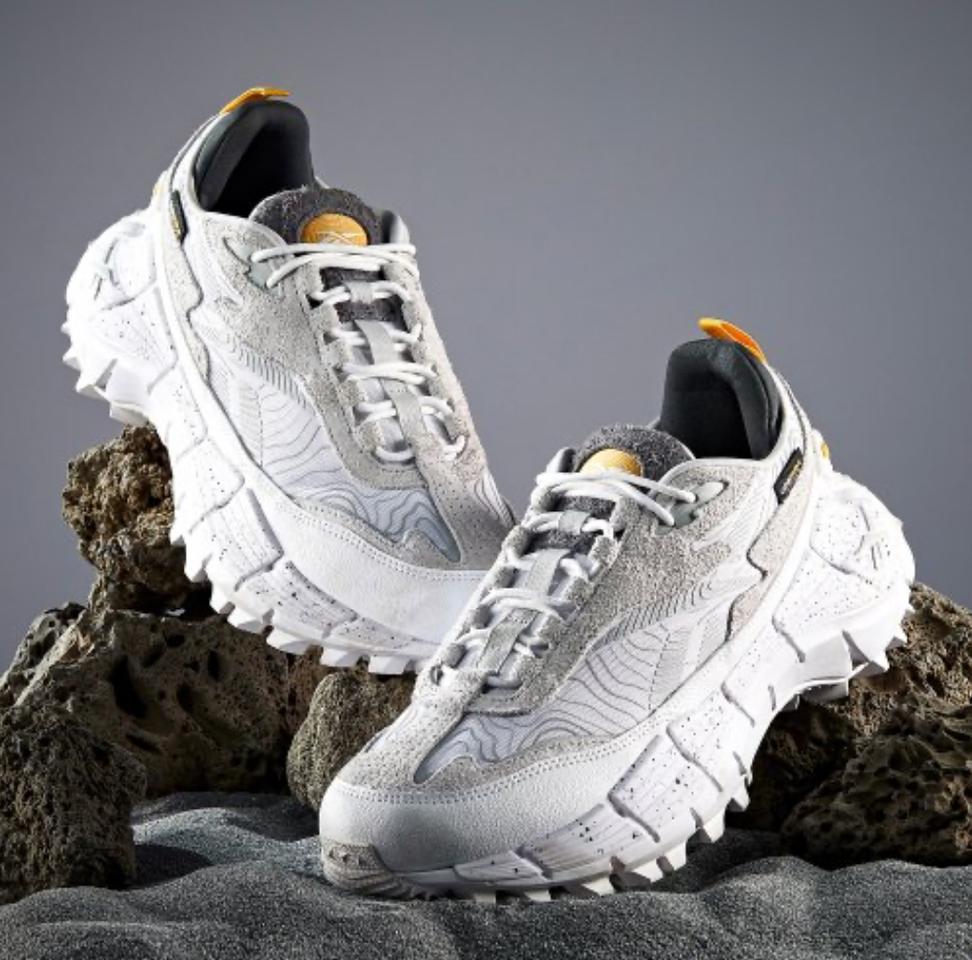 250) 리복 직 키네티카 스니커즈 비브람솔 트레킹화 운동화