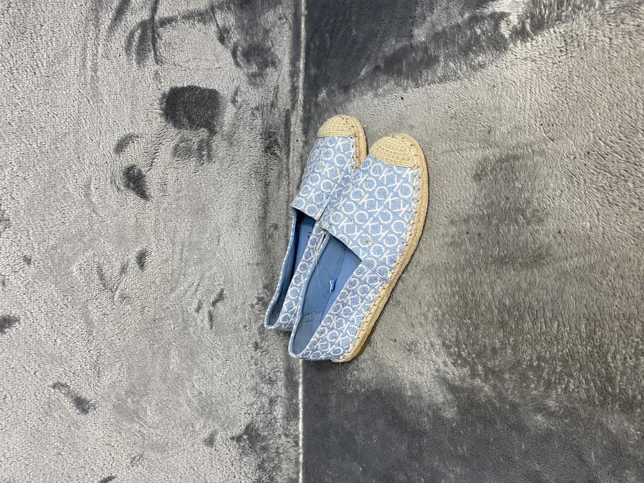 캘빈클라인 단화 235