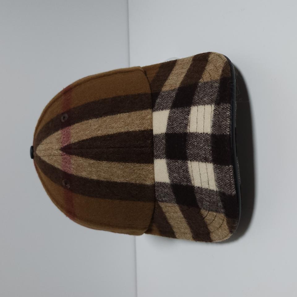 M 버버리 브라운 체크 백로고 버클 볼캡 모자 8036924