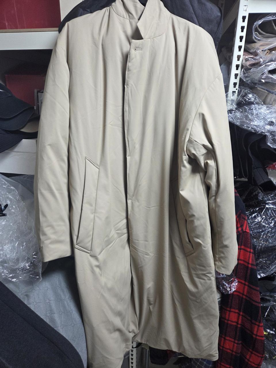 일꼬르소 정품 베이지 롱 패딩 코트 105사이즈