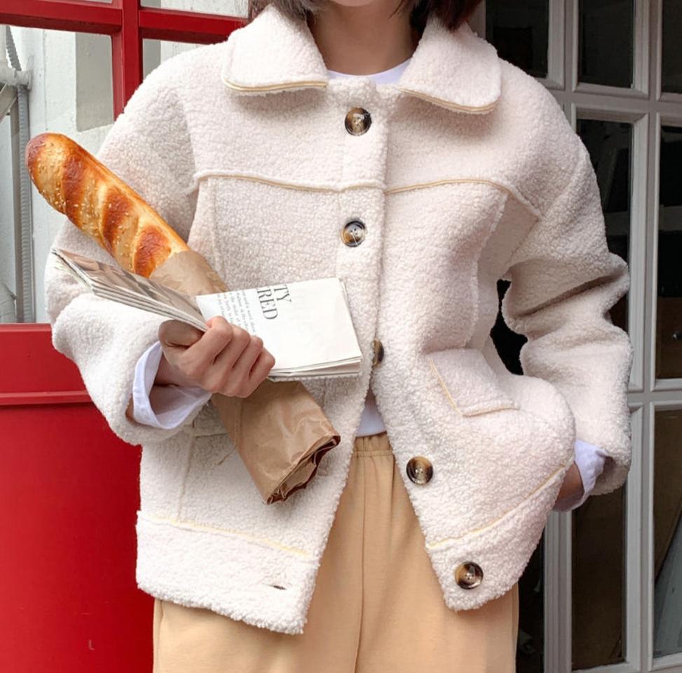 큐티 양털 뽀글이 무스탕