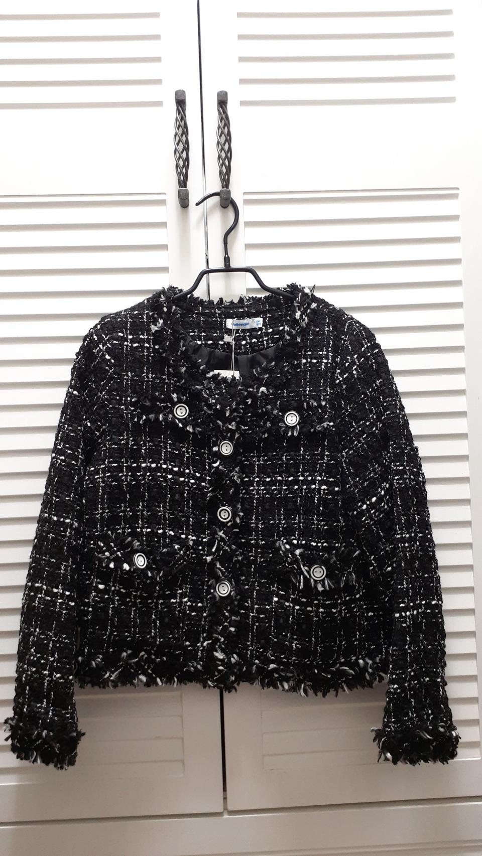 벨리걸 트위드 자켓