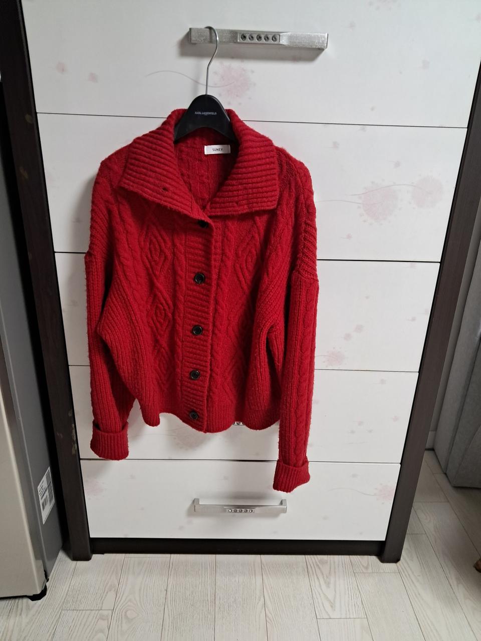 레드니트가디건.