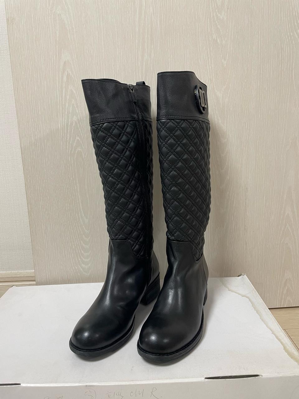 닥스 퀼팅 롱부츠