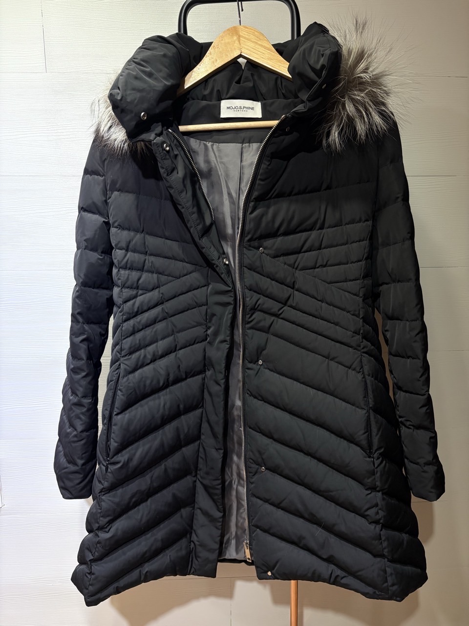 모조에스핀 덕 패딩