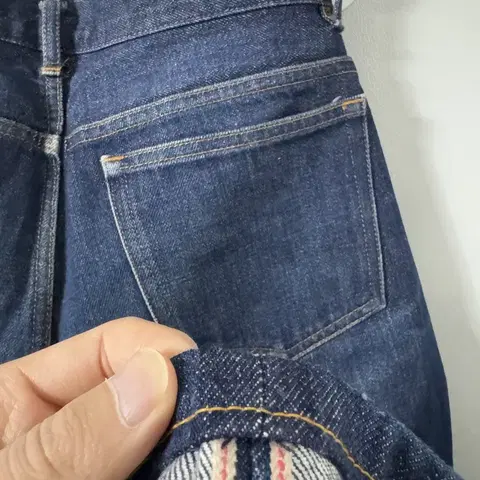 A.P.C 아페쎄 30 셀비지 Petit Standard 스트레이트핏