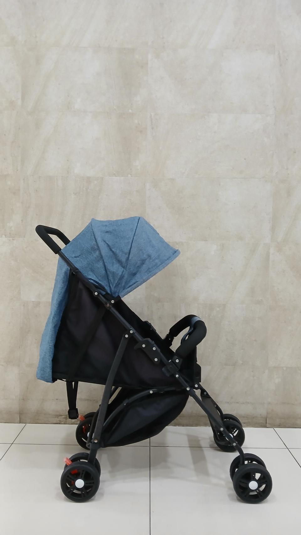 초경량 기내반입 유모차 에어보스. 수도권 전철역 전지역 및 대전권 무료배