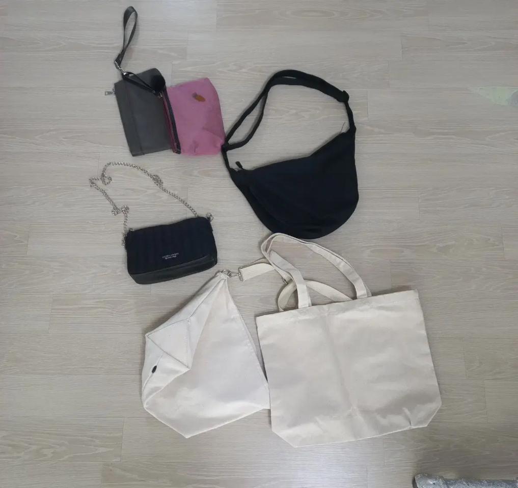 가방 다 합친 가격!