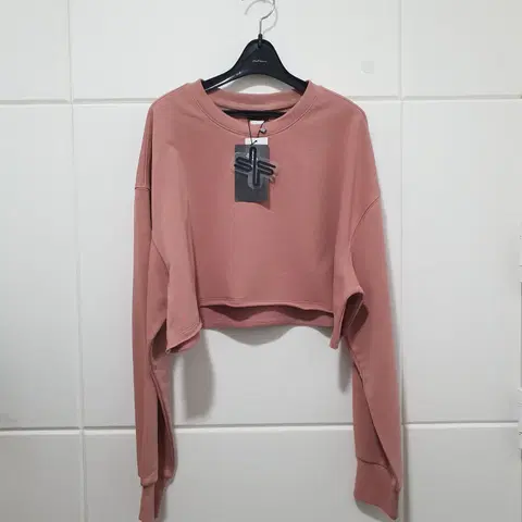 (새상품) 젝스믹스 소프트 코튼 데일리 크롭 맨투맨 사이즈 L