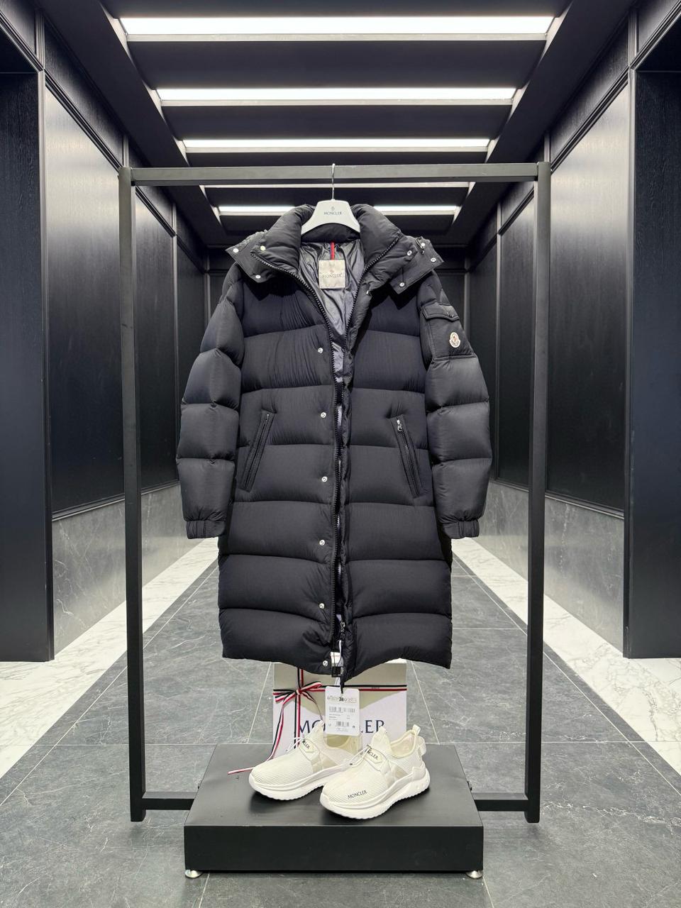 몽클레어 롱패딩