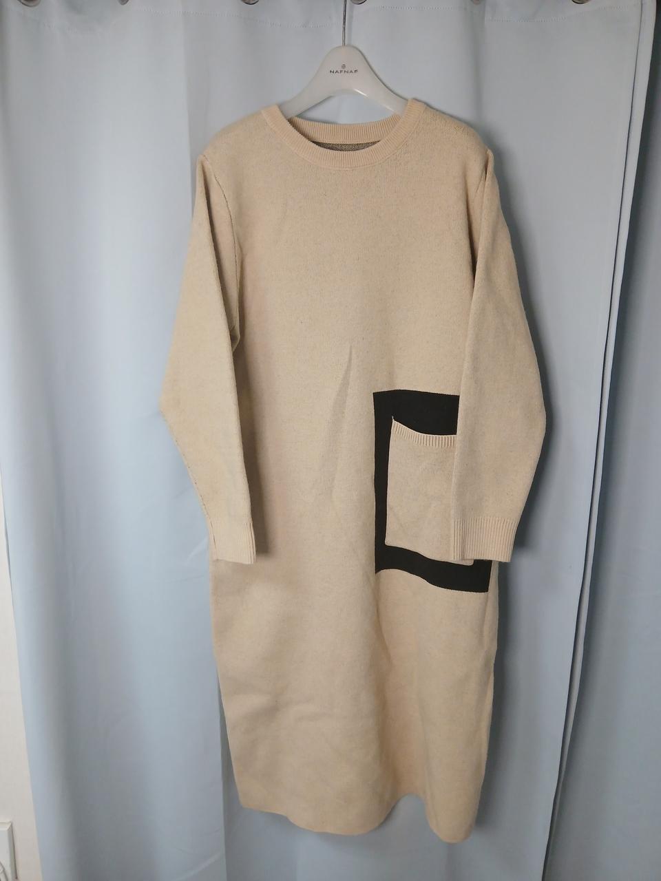 아이보리. 니트 원피스(새상품)-프리 택있음