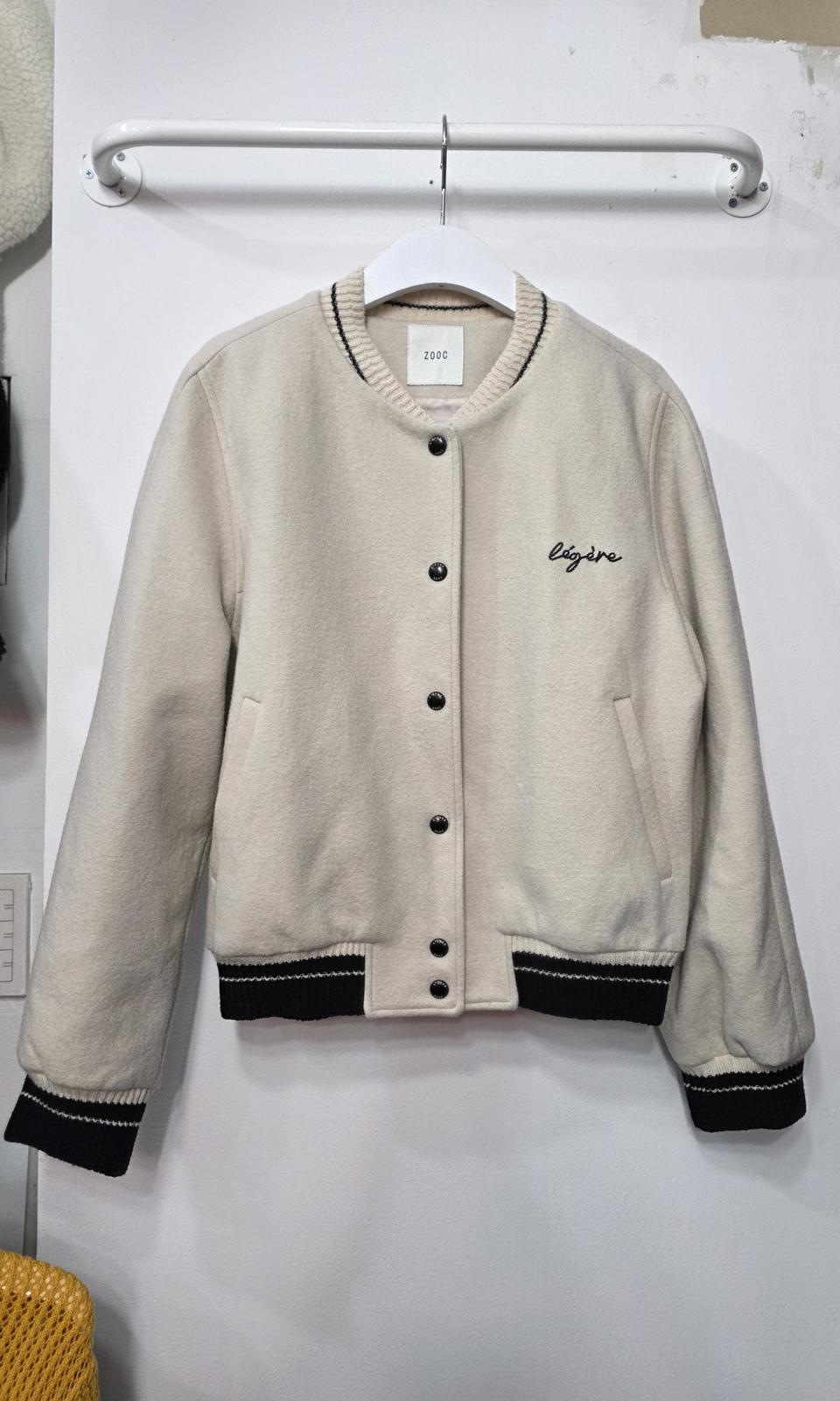 주크 여성 뒤 자수 야구 점퍼