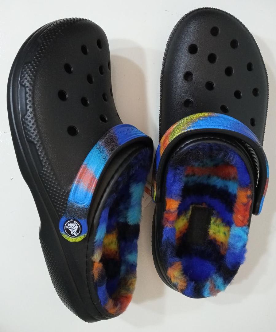 크록스 클래식 라인드 270