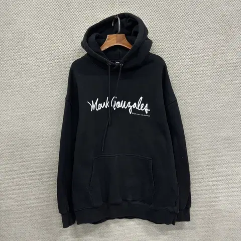 마크곤잘레스 빅프린팅로고 오버핏 약기모 후드티 105 A00607