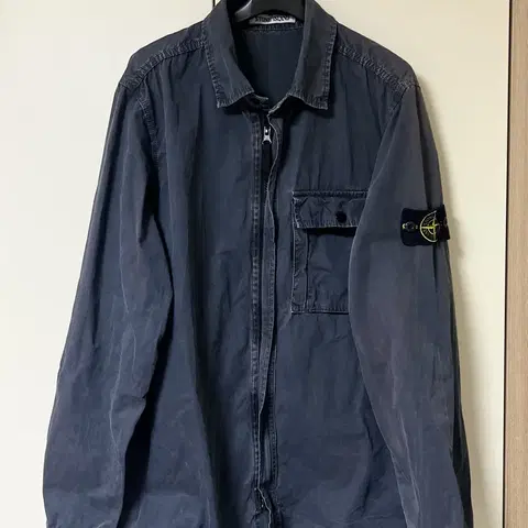 스톤아일랜드 올드이펙트 네이비 오버셔츠