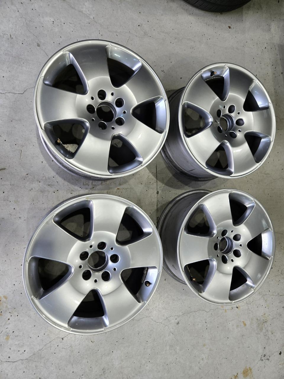 (판매) 벤츠s클래스 17인치 휠한대분 판매합니다