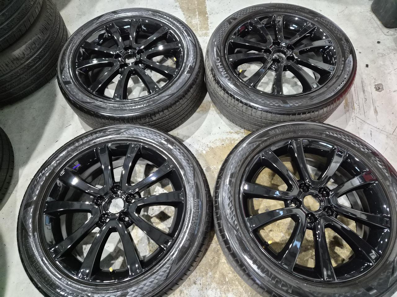 (판매) 티볼리 18인치 휠타이어 판매합니다