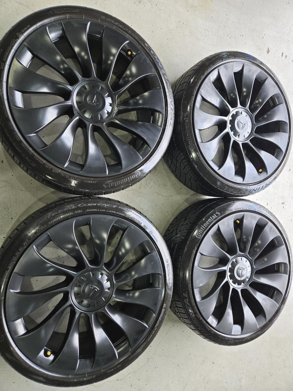 테슬라 모델3 퍼포먼스 20인치 휠타이어 판매합니다