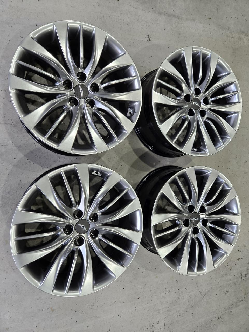 제네시스dh 19인치 휠한대분 판매합니다