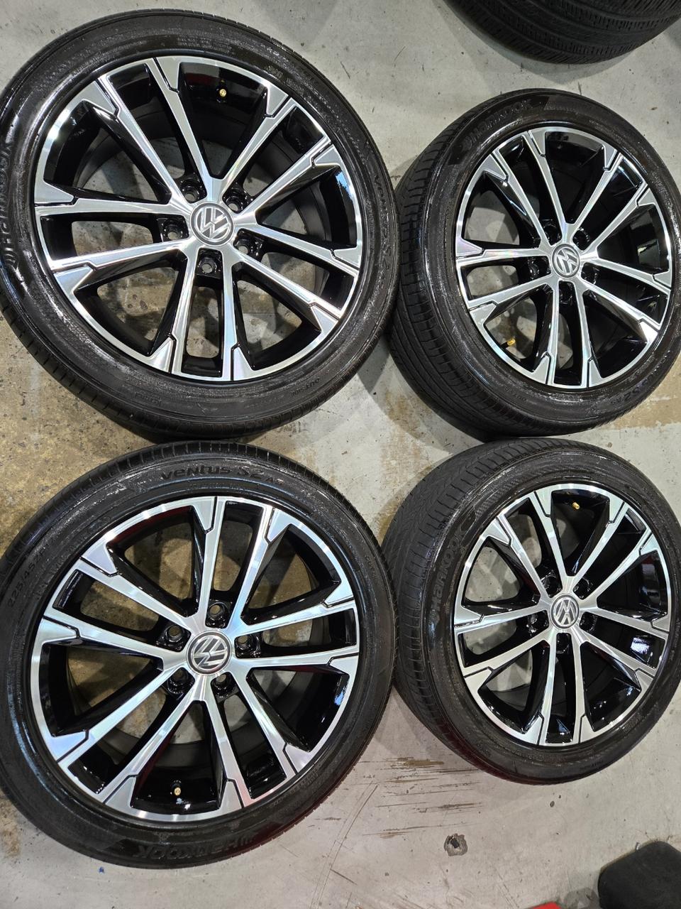 폭스바겐 골프 싱가폴 17인치 휠타이어 판매합니다
